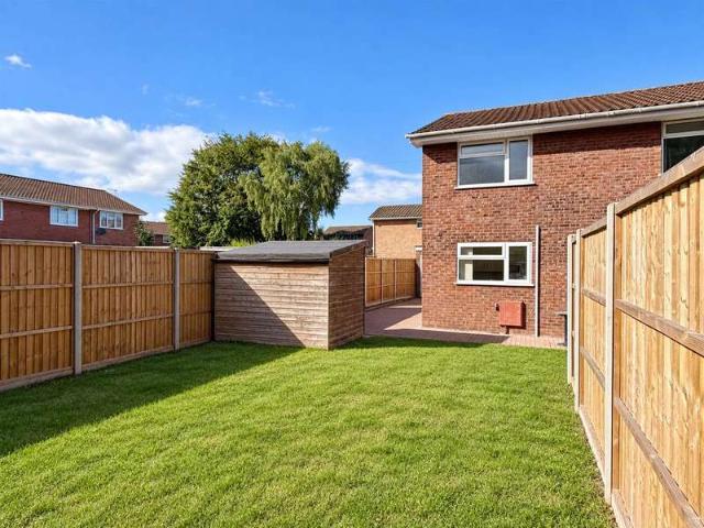 2 Bedroom Semi Detached House