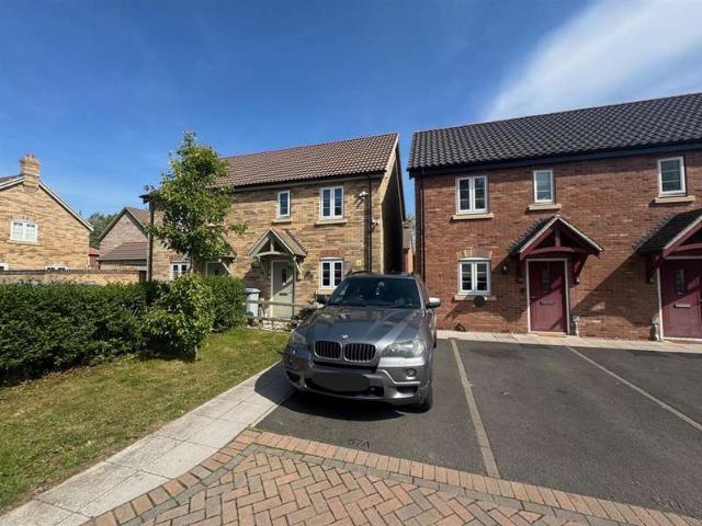2 Bedroom Semi Detached House