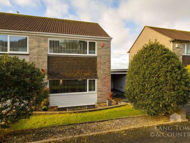 2 Bedroom Semi Detached House