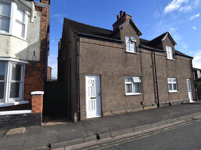 2 Bedroom Semi Detached House