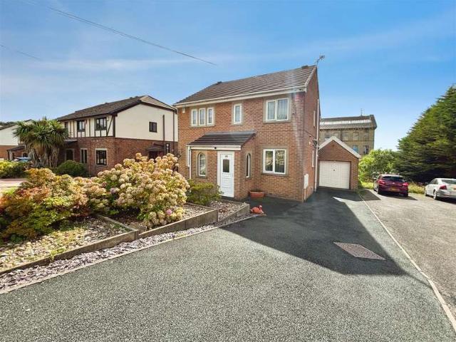 2 Bedroom Semi Detached House