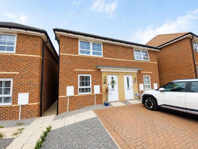 2 Bedroom Semi Detached House