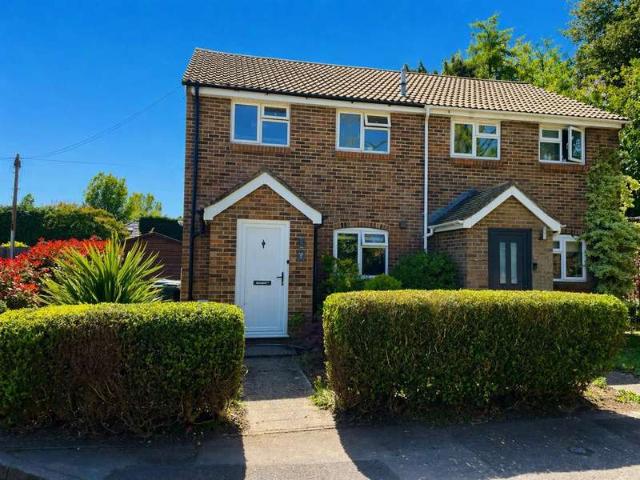 2 Bedroom Semi Detached House