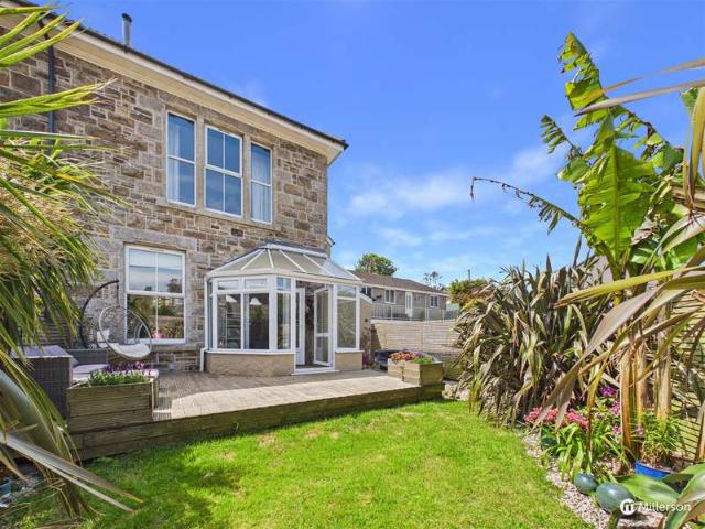 2 Bedroom Semi Detached House