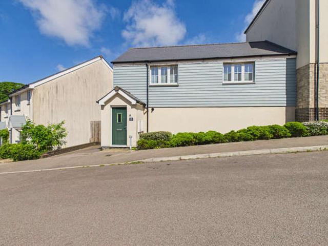 2 Bedroom Semi Detached House