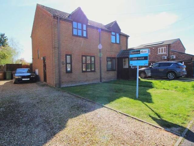 2 Bedroom Semi Detached House