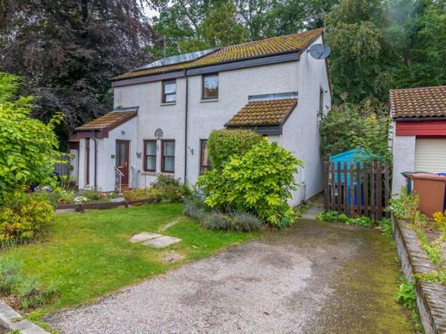 2 Bedroom Semi Detached House