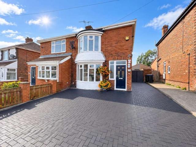 2 Bedroom Semi Detached House