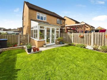2 Bedroom Semi Detached House