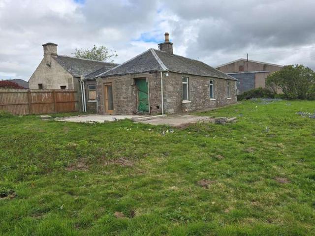 2 Bedroom Semi Detached House