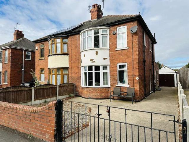 2 Bedroom Semi Detached House