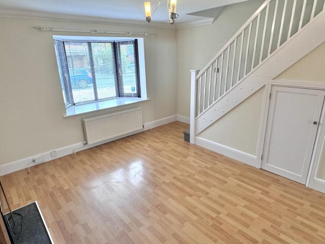 2 bedroom Semi Detached House