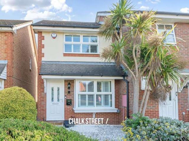 2 Bedroom Semi Detached House
