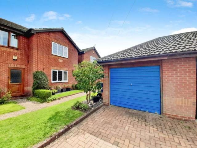 2 Bedroom Semi Detached House