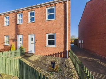 2 Bedroom Semi Detached House