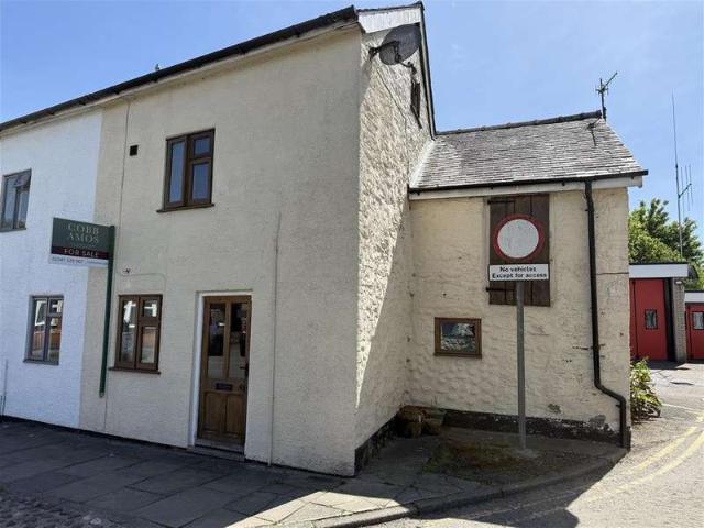 2 Bedroom Semi Detached House