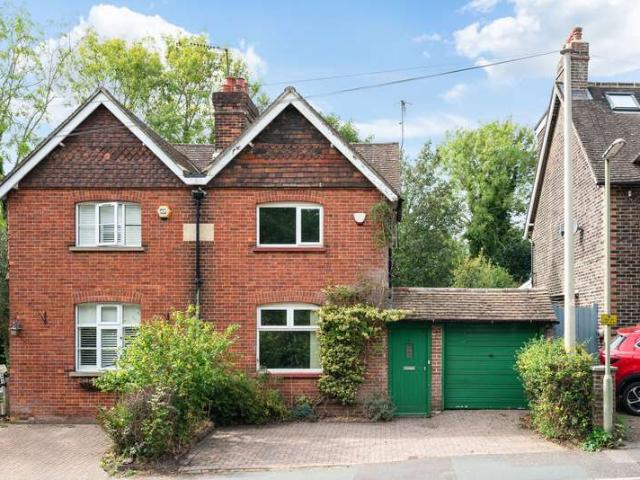 2 Bedroom Semi Detached House