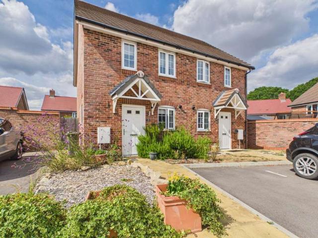 2 Bedroom Semi Detached House