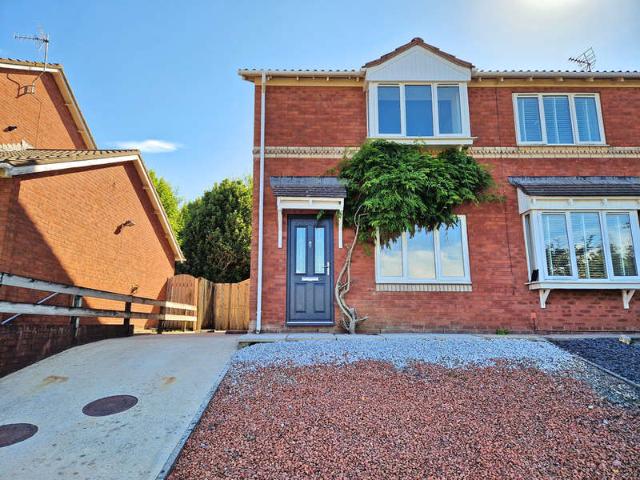 2 Bedroom Semi Detached House