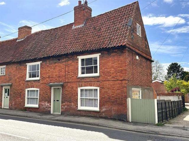 2 Bedroom Semi Detached House
