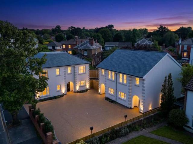 2 Bedroom Semi Detached House