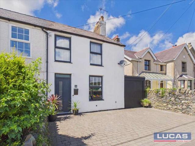 2 Bedroom Semi Detached House
