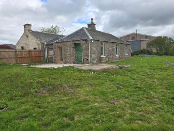 2 Bedroom Semi Detached House