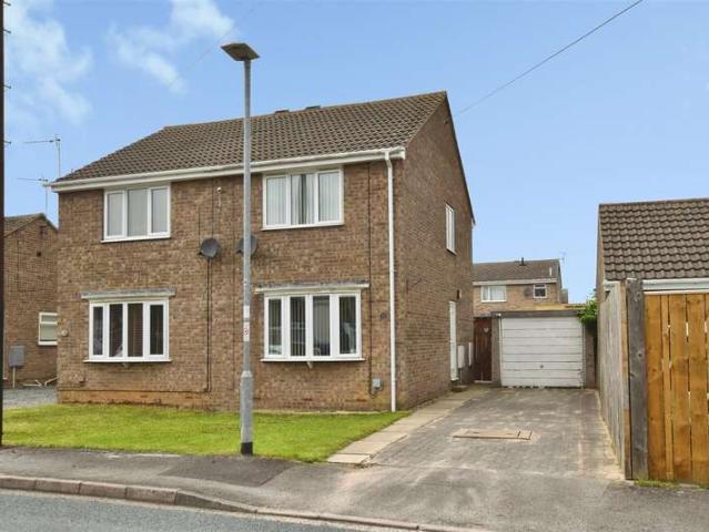 2 Bedroom Semi Detached House