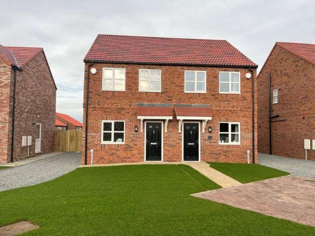 2 Bedroom Semi Detached House