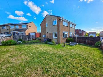 2 Bedroom Semi Detached House
