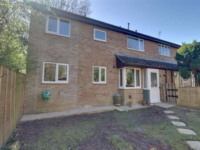 2 Bedroom Semi Detached House