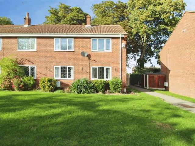 2 Bedroom Semi Detached House