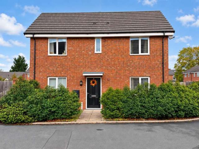 2 Bedroom Semi Detached House