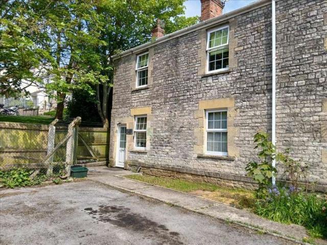 2 Bedroom Semi Detached House