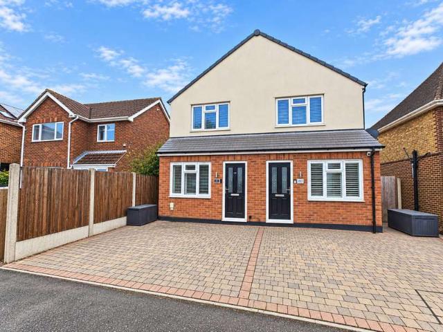 2 Bedroom Semi Detached House