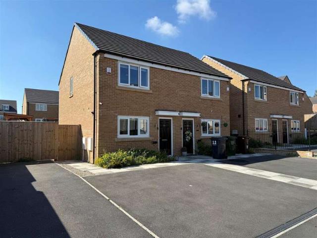 2 Bedroom Semi Detached House