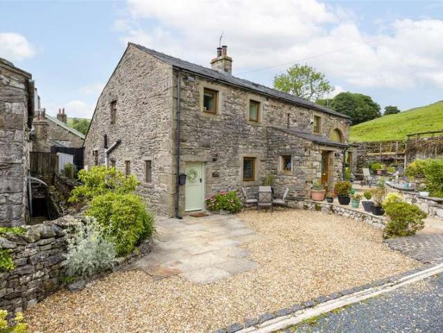 2 Bedroom Semi Detached House