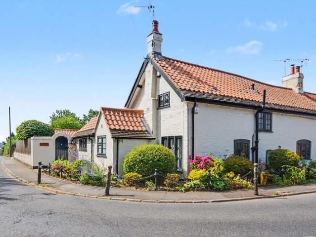 2 Bedroom Semi Detached House