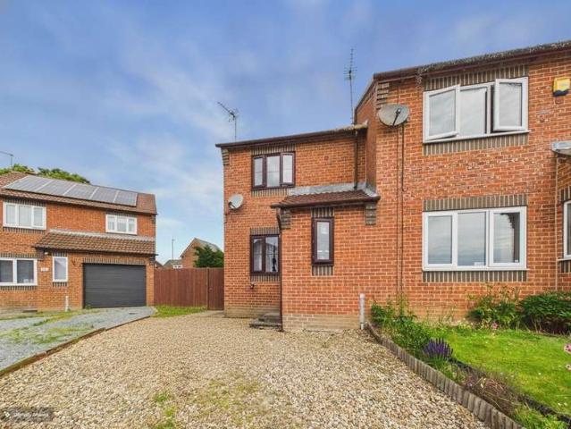 2 Bedroom Semi Detached House
