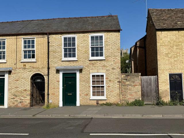 2 Bedroom Semi Detached House