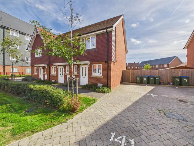 2 Bedroom Semi Detached House