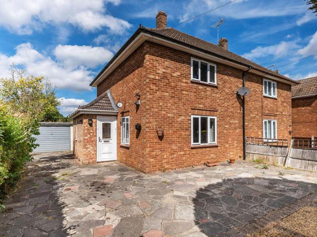2 Bedroom Semi Detached House
