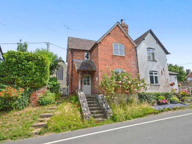 2 Bedroom Semi Detached House