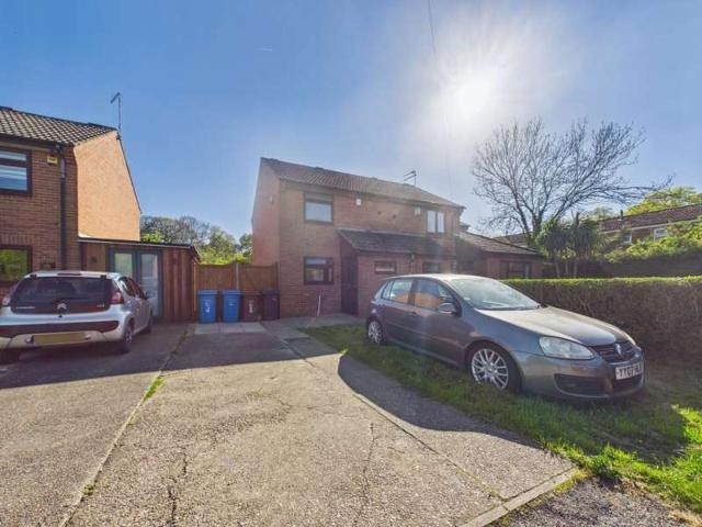 2 Bedroom Semi Detached House