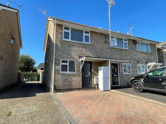 2 Bedroom Semi Detached House