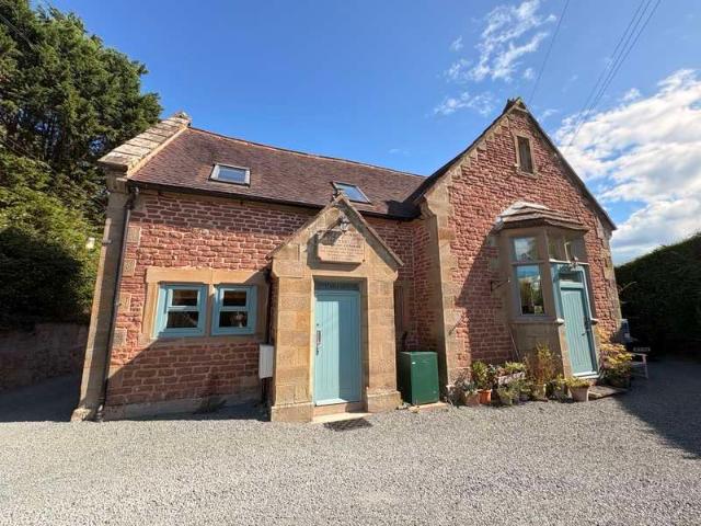 2 Bedroom Semi Detached House