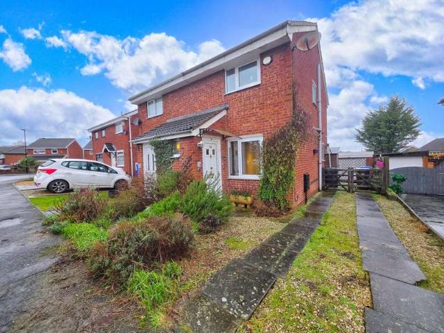 2 Bedroom Semi Detached House