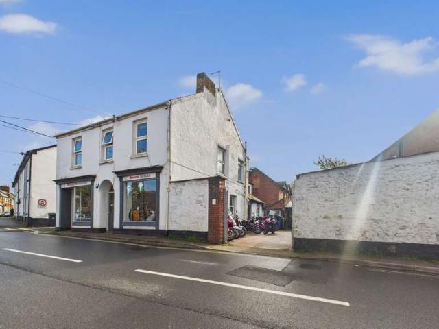 2 Bedroom Semi Detached House