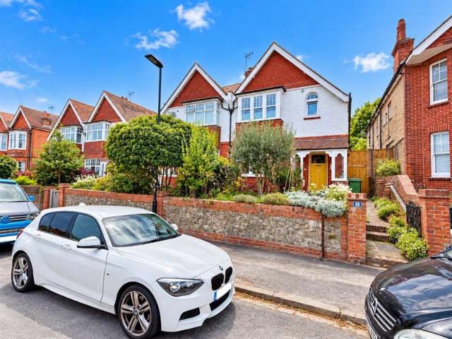 3 Bedroom Semi Detached House