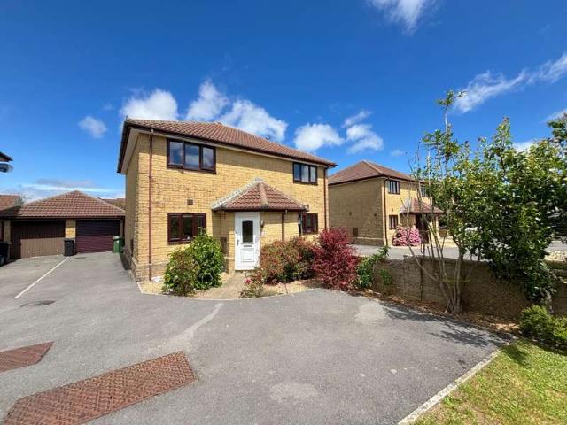 2 Bedroom Semi Detached House